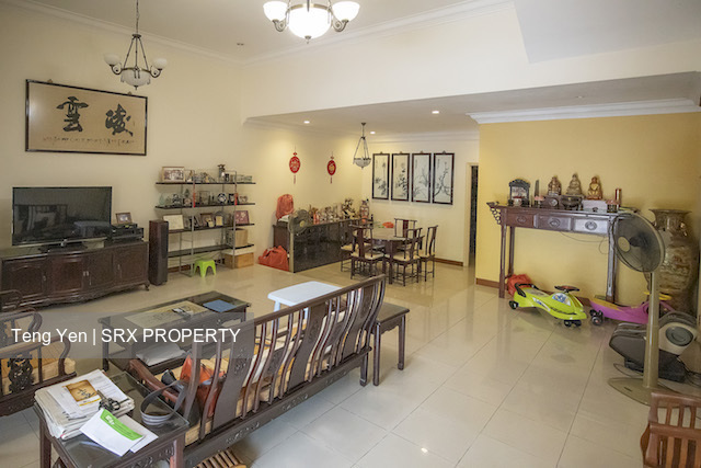 Yunnan Gardens (D22), Terrace #191840832